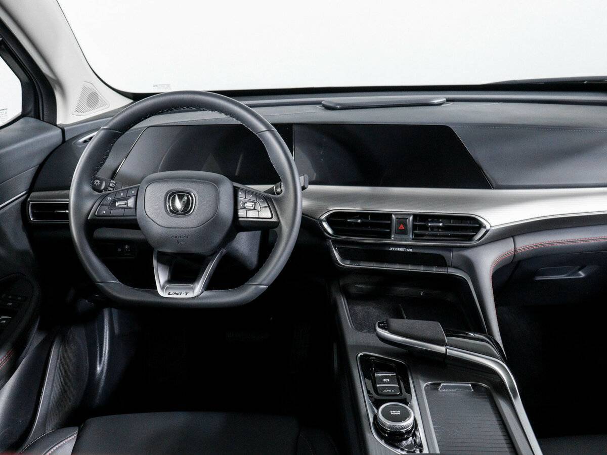 Changan UNI-T 2023 года с пробегом. Фото: #11