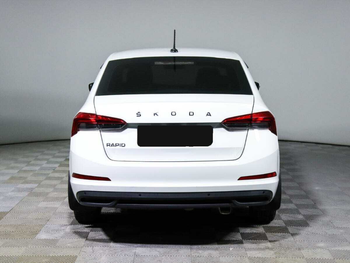 Skoda Rapid 2021 года с пробегом. Фото: #4