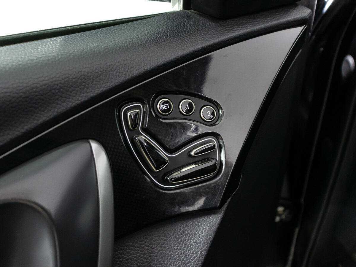 Hyundai Grandeur 2013 года с пробегом. Фото: #15