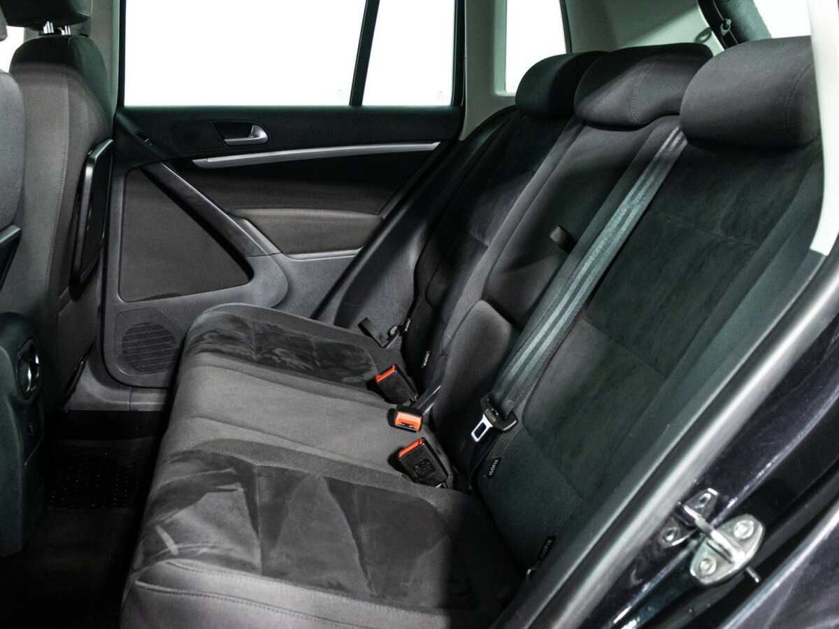 Volkswagen Tiguan 2012 года с пробегом. Фото: #9