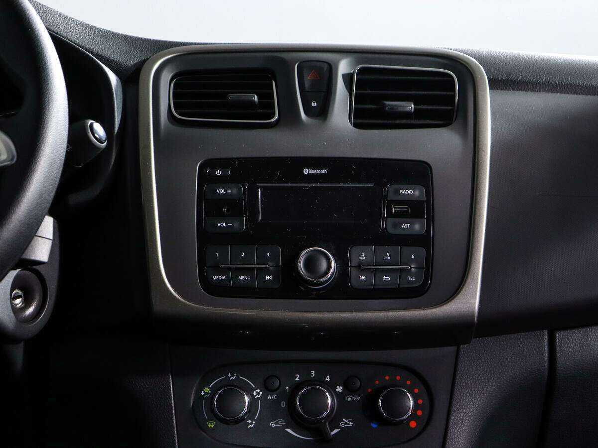 Renault Sandero 2020 года с пробегом. Фото: #10