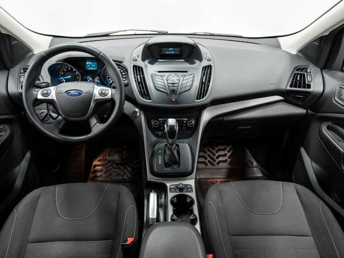 Ford Kuga 2015 года с пробегом. Фото: #9