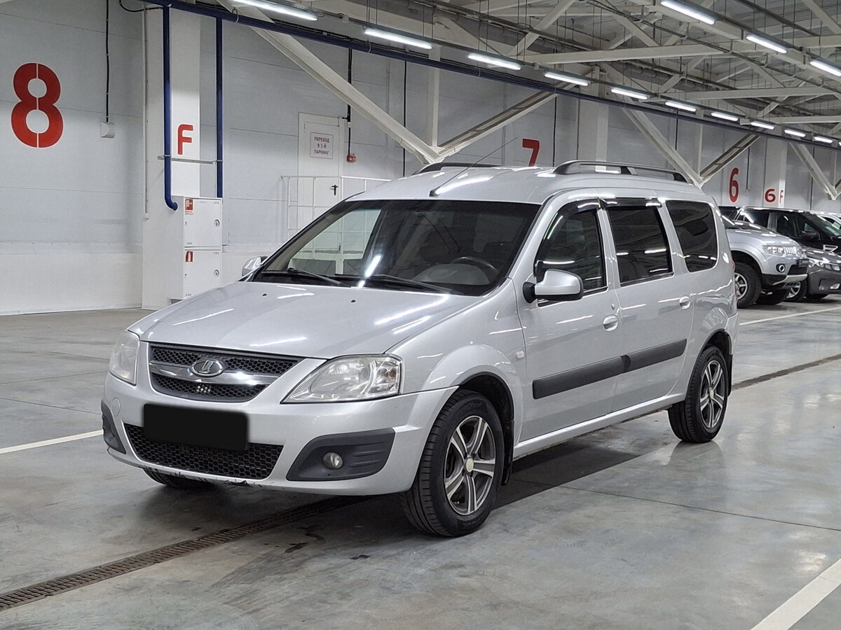 Lada (ВАЗ) Largus 2013 года с пробегом. Посмотреть фото