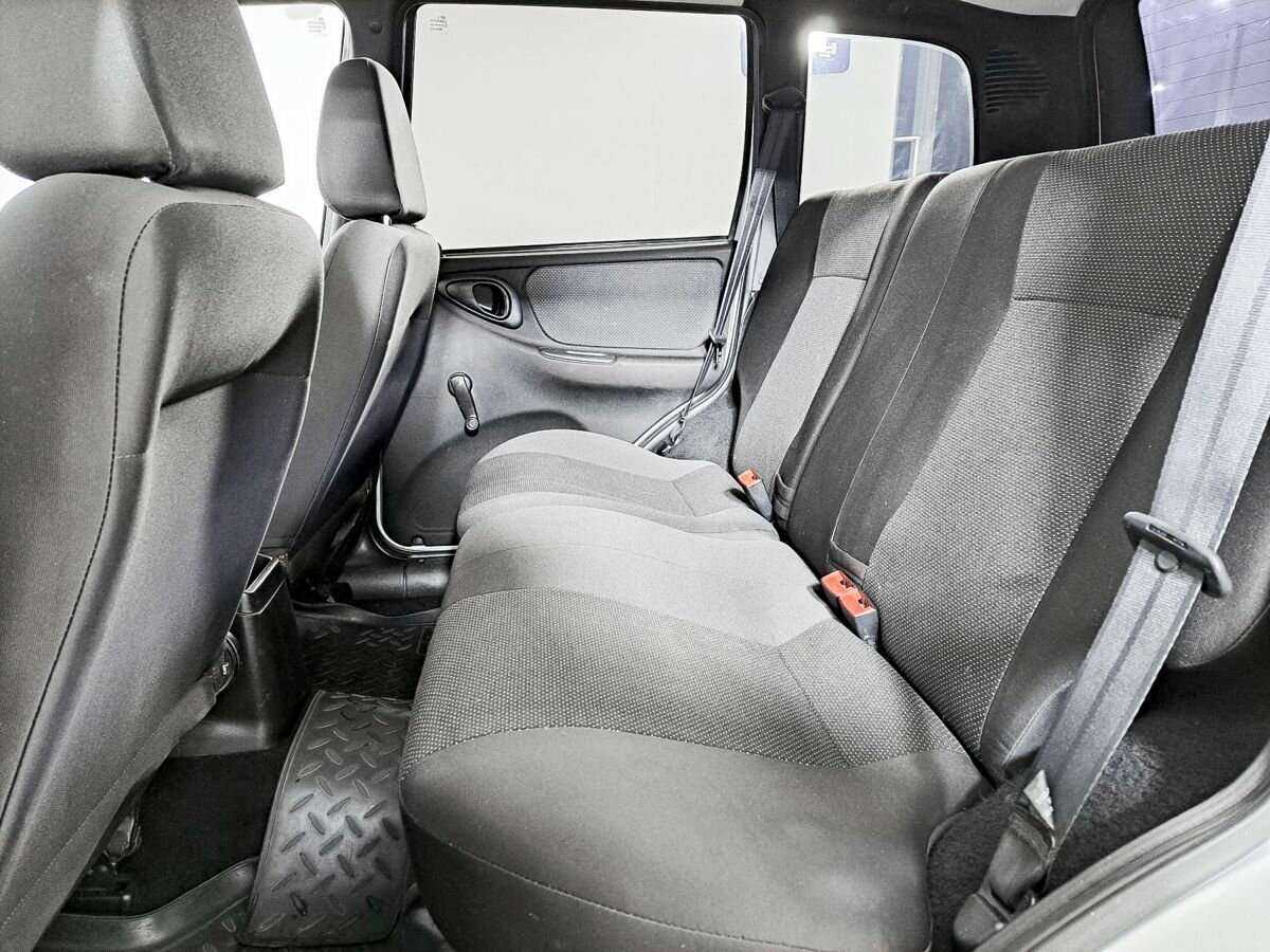 Chevrolet Niva 2013 года с пробегом. Фото: #9