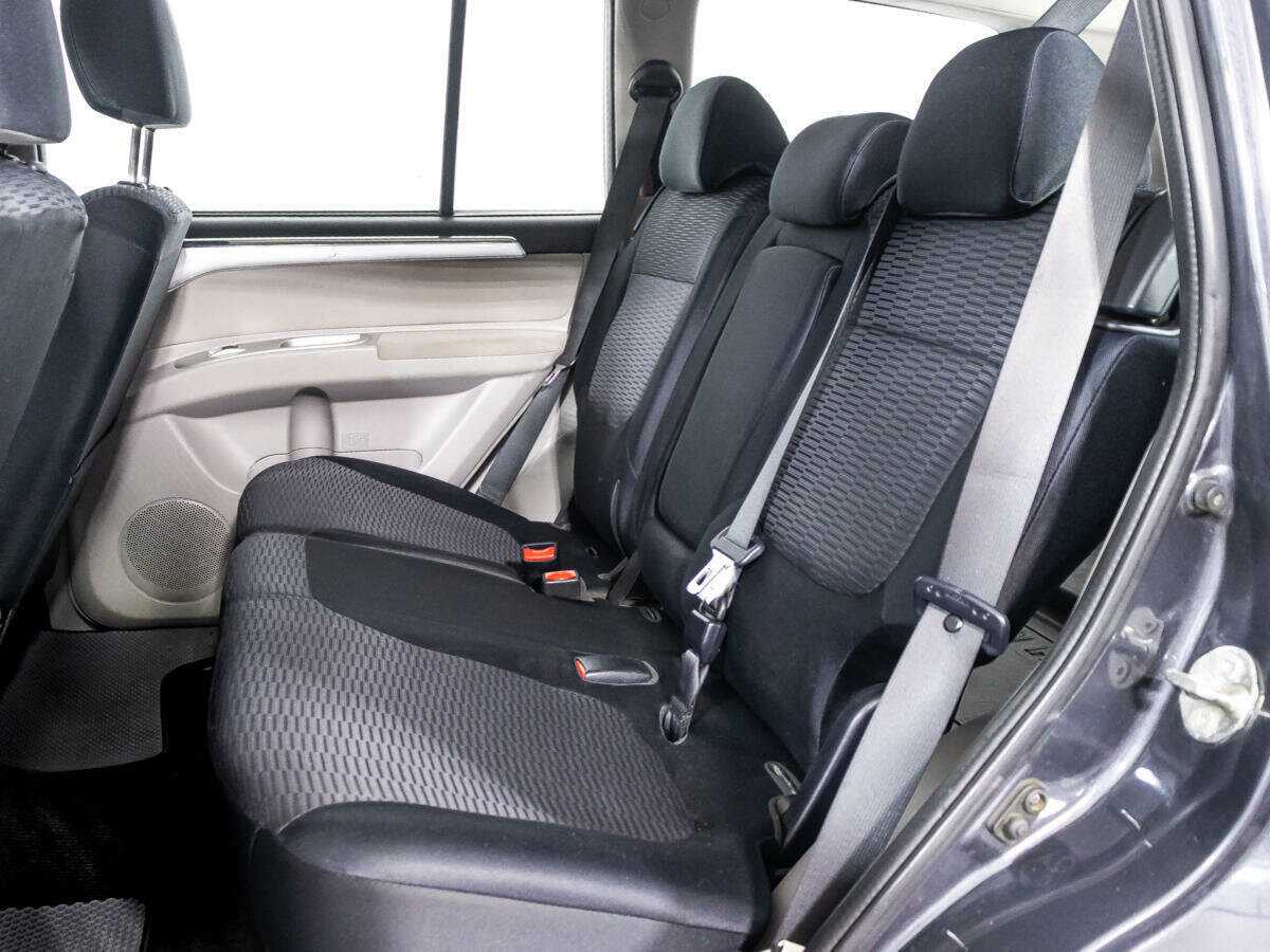 Mitsubishi Pajero Sport 2012 года с пробегом. Фото: #9