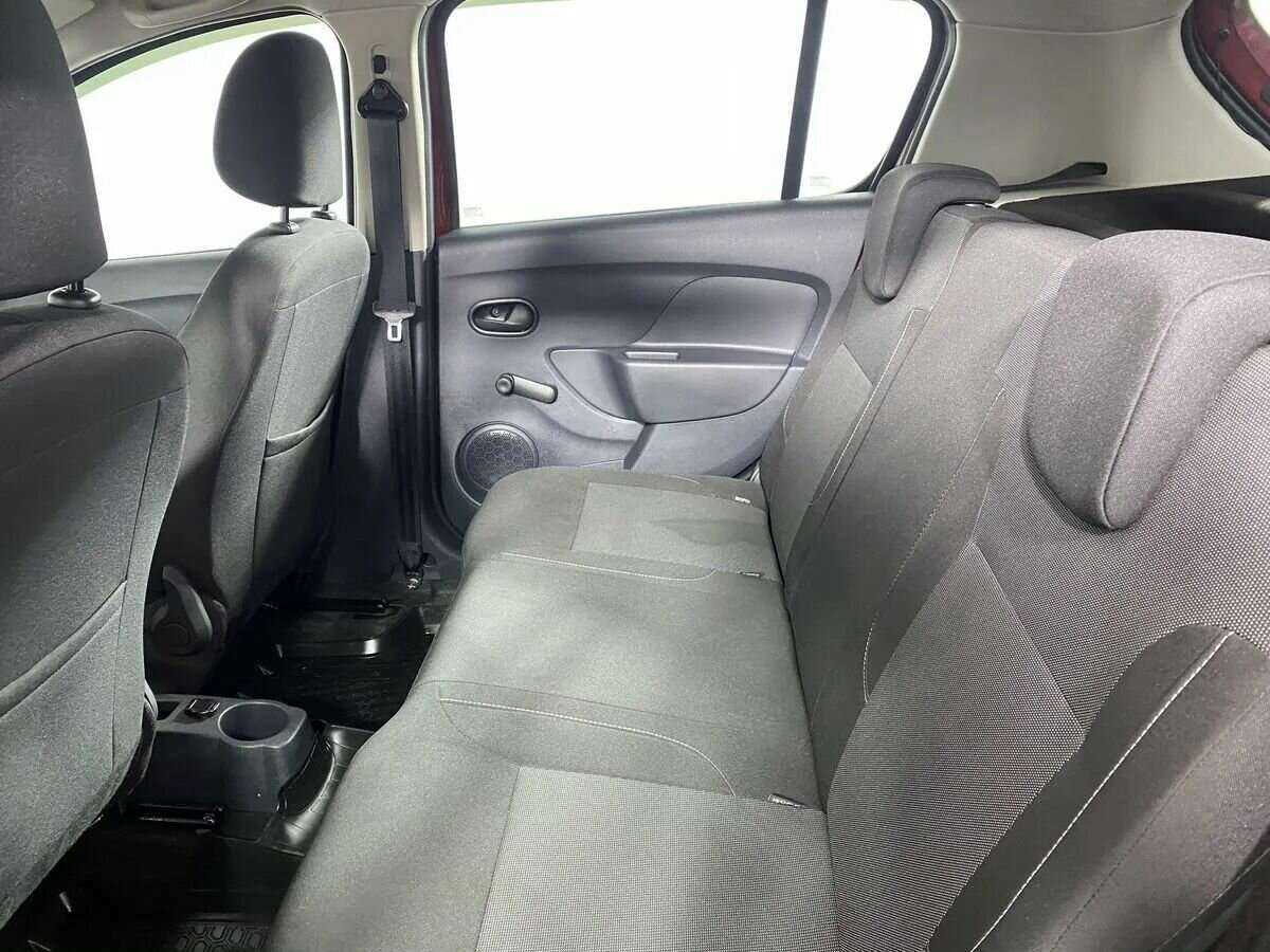 Renault Sandero 2020 года с пробегом. Фото: #7