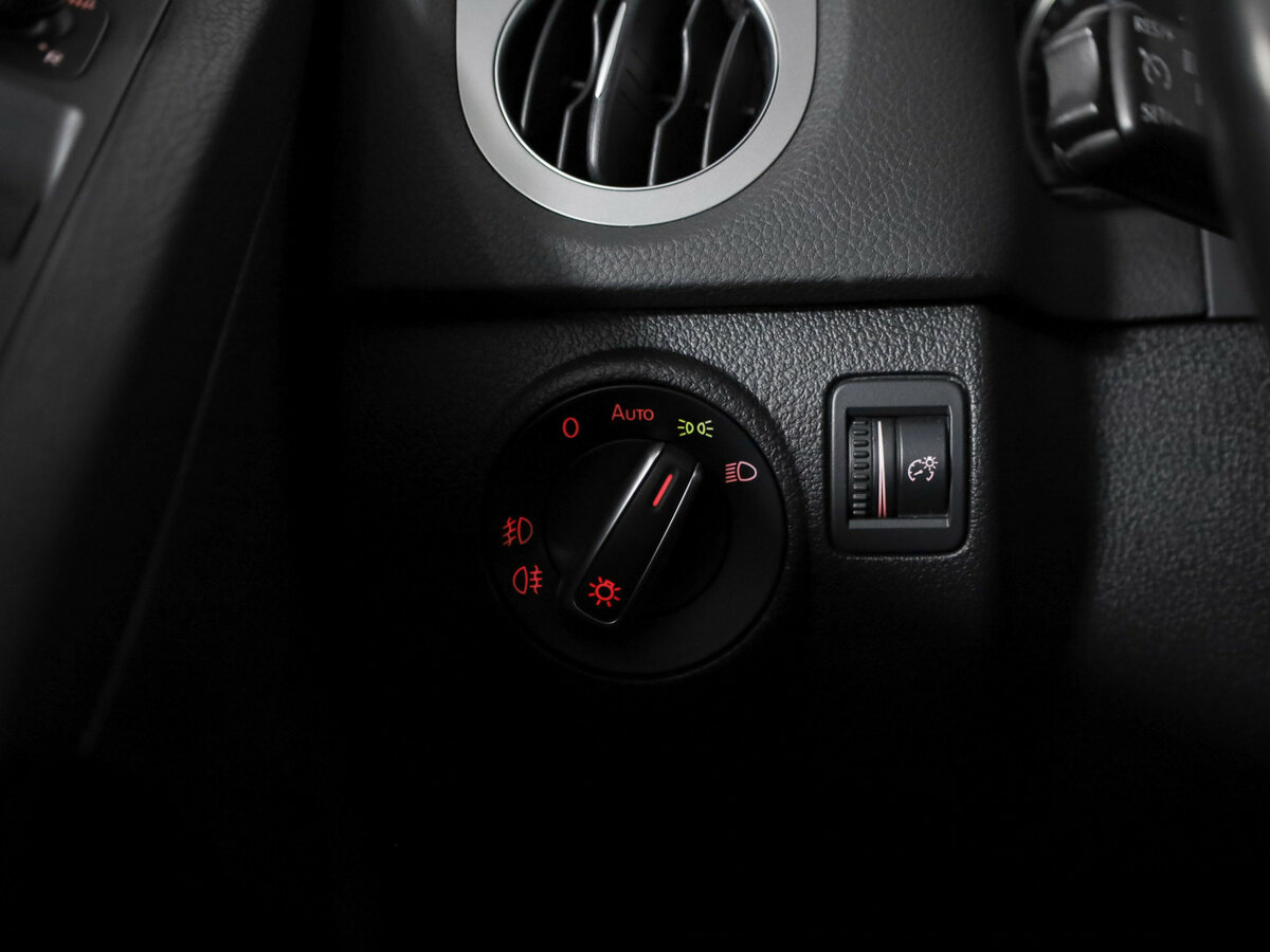 Volkswagen Tiguan 2016 года с пробегом. Фото: #23