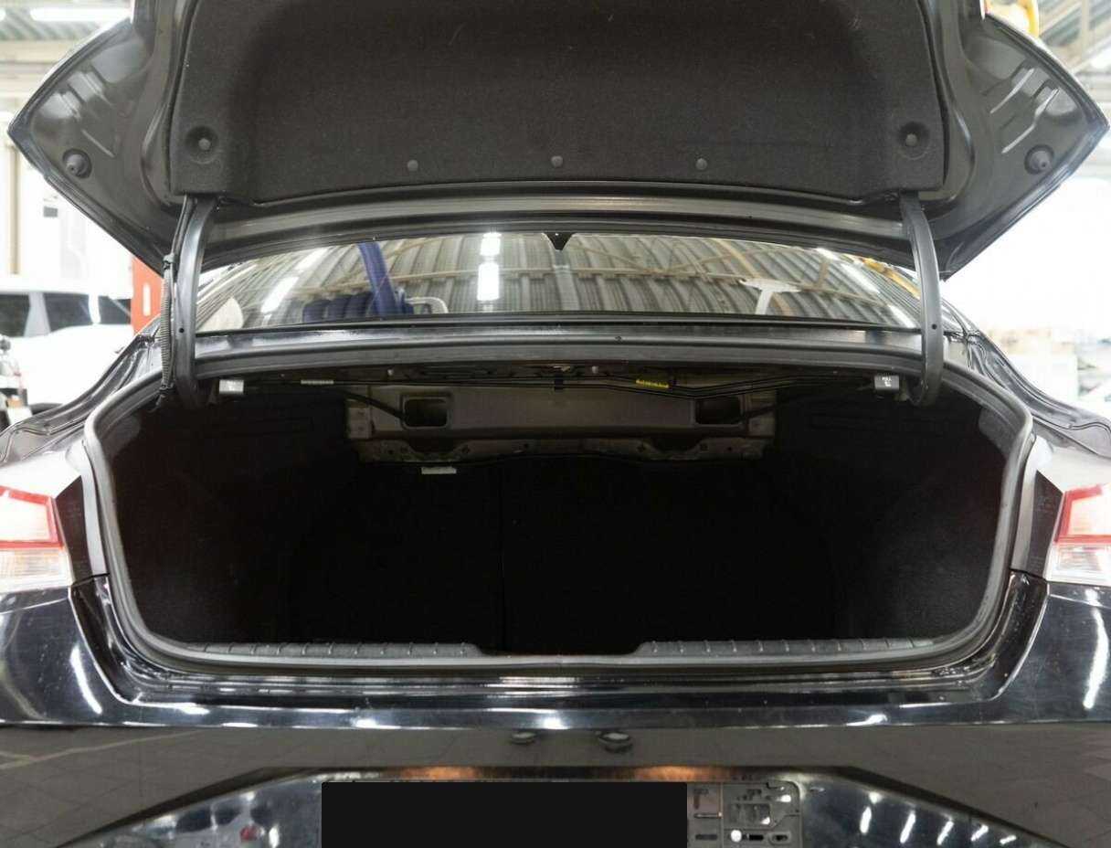 Hyundai Elantra 2021 года с пробегом. Фото: #7