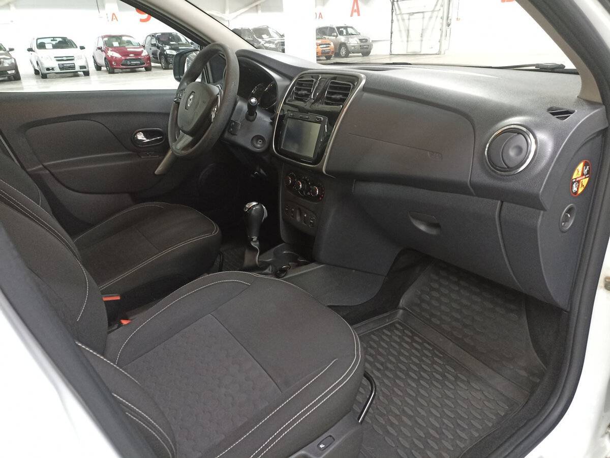 Renault Logan 2017 года с пробегом. Фото: #10