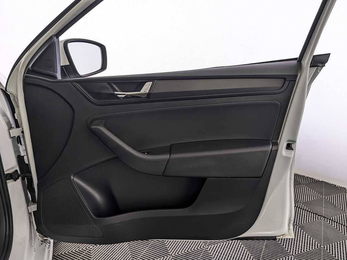 Skoda Rapid 2019 года с пробегом. Фото: #21