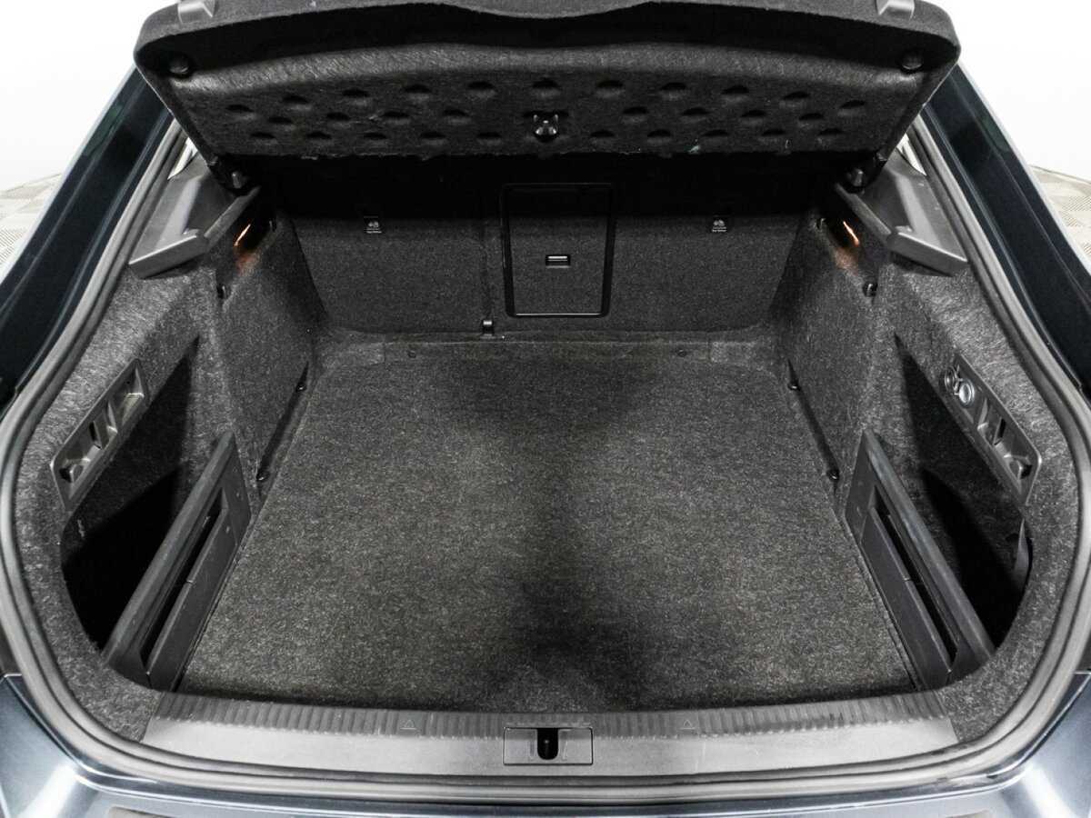 Skoda Superb 2019 года с пробегом. Фото: #21