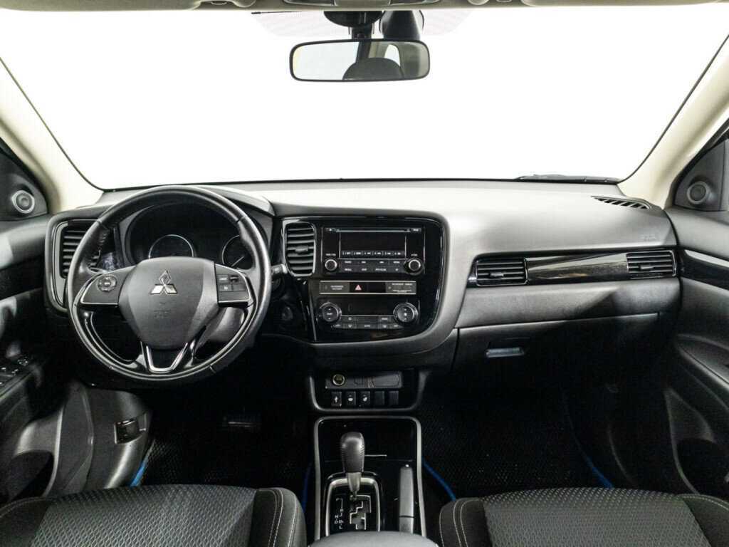 Mitsubishi Outlander 2019 года с пробегом. Фото: #12