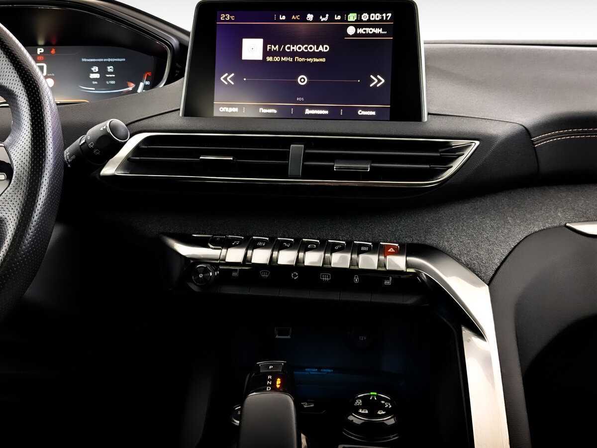 Peugeot 3008 2018 года с пробегом. Фото: #12