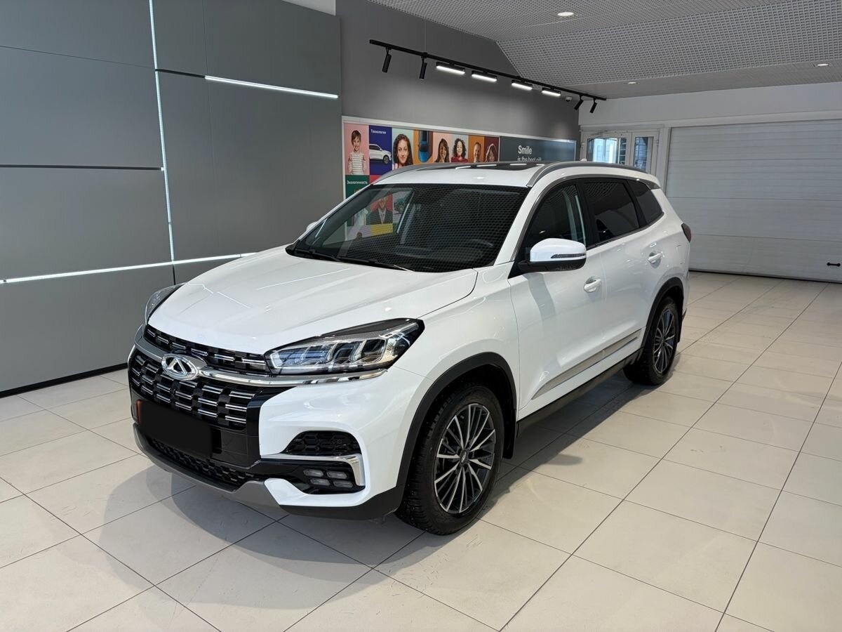 Chery Tiggo 8 2023 года с пробегом. Посмотреть фото