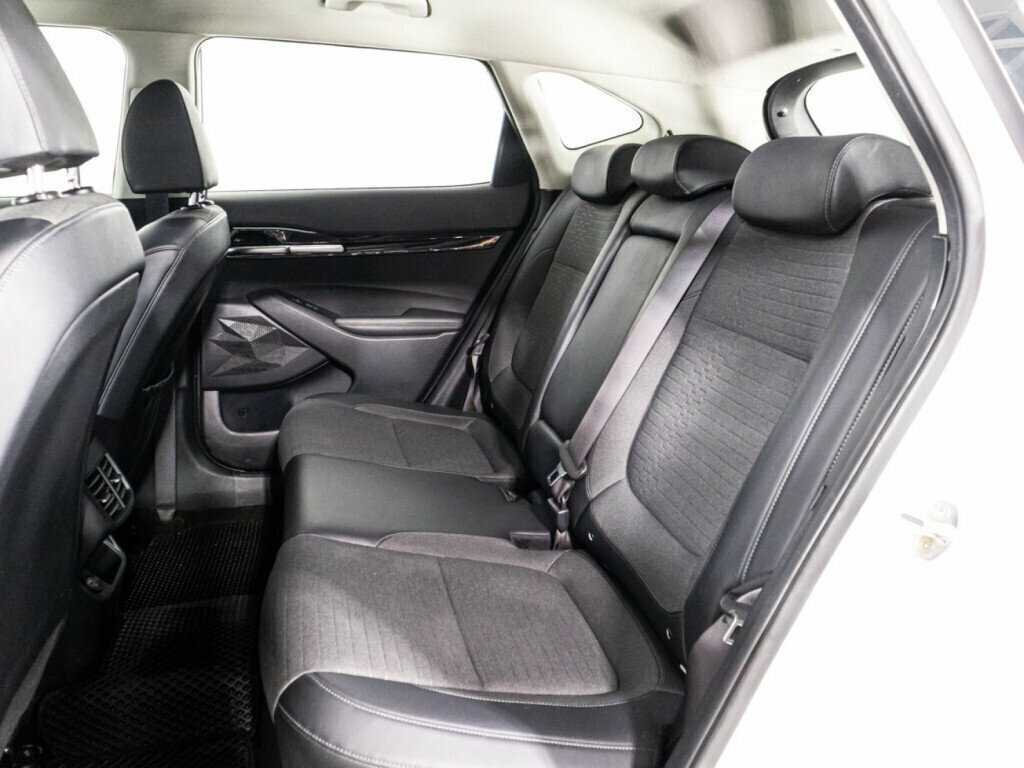 Kia Seltos 2021 года с пробегом. Фото: #9