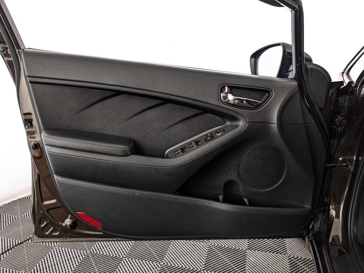 Kia Cerato 2019 года с пробегом. Фото: #14