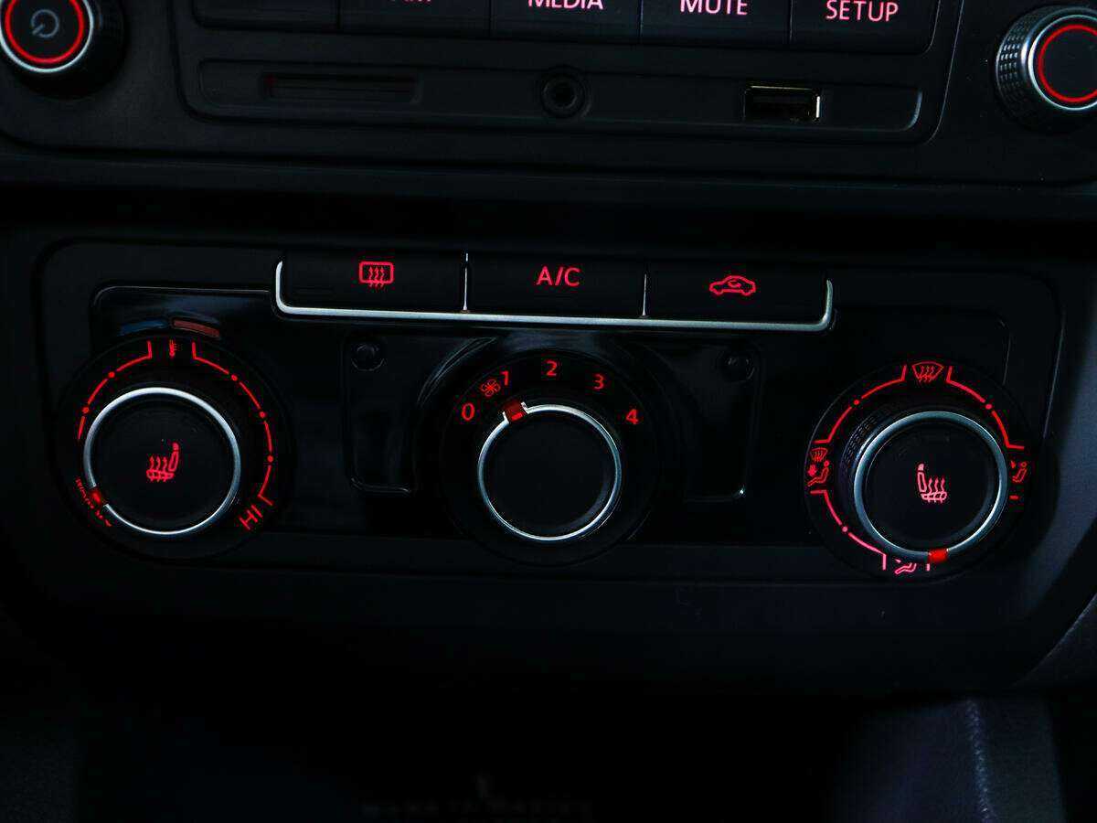 Volkswagen Jetta 2016 года с пробегом. Фото: #14