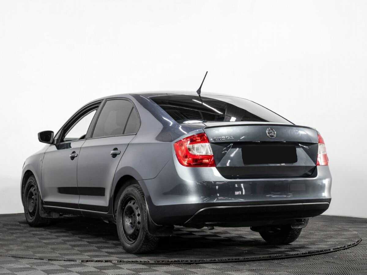 Skoda Rapid 2014 года с пробегом. Фото: #5