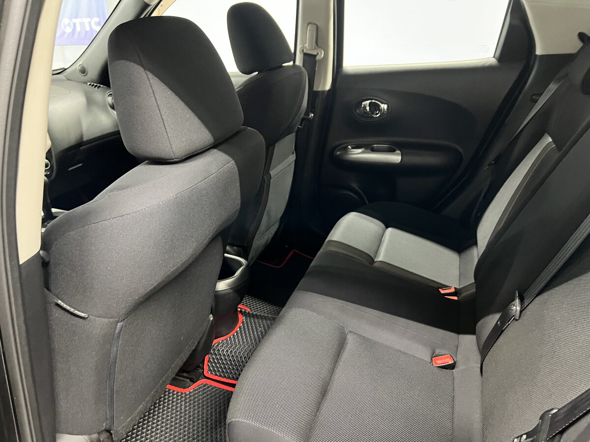 Nissan Juke 2012 года с пробегом. Фото: #9