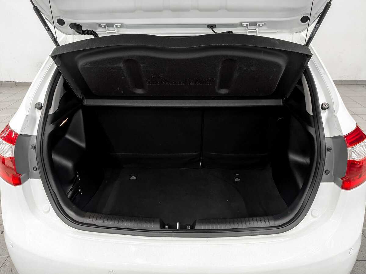 Kia Rio 2015 года с пробегом. Фото: #9