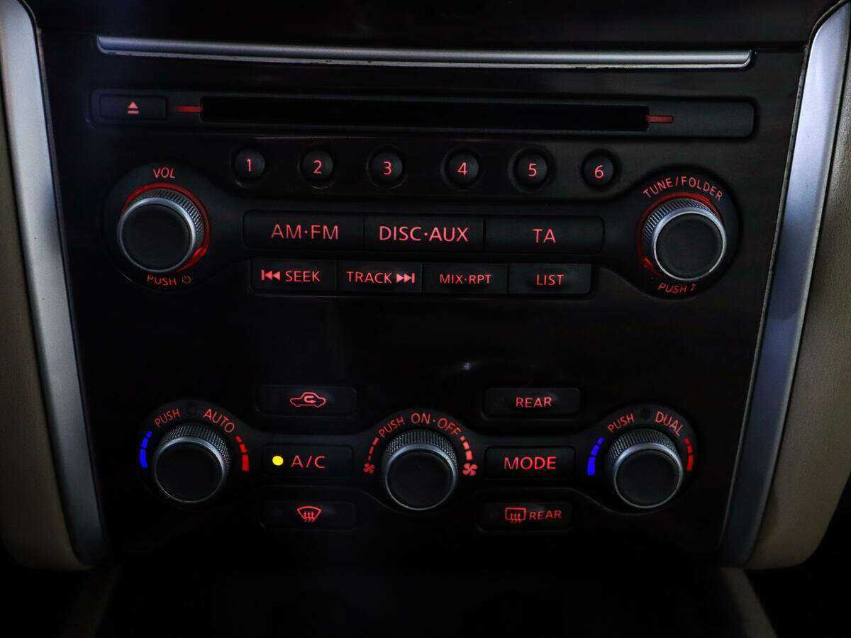 Nissan Pathfinder 2014 года с пробегом. Фото: #16