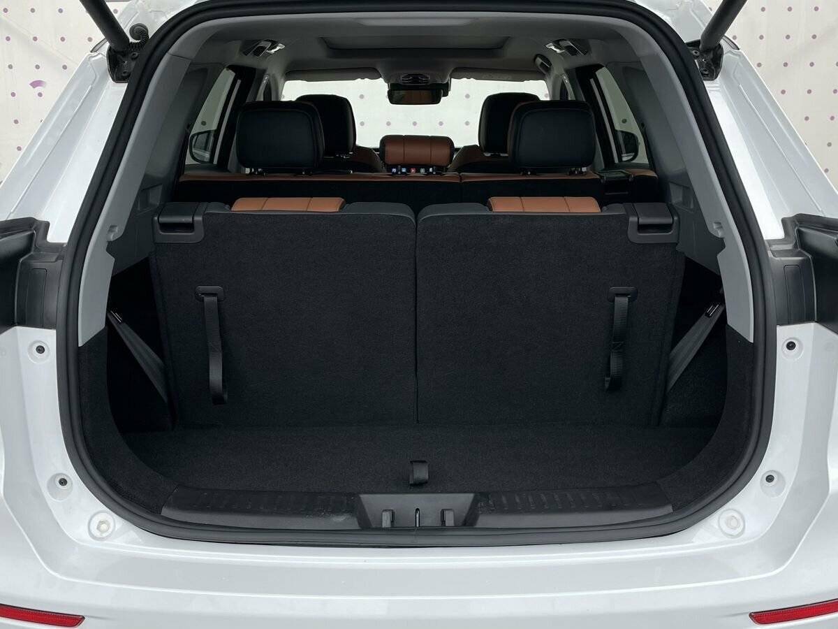 Chery Tiggo 8 Pro Max 2023 года с пробегом. Фото: #8