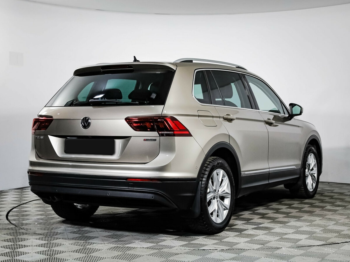 Volkswagen Tiguan 2020 года с пробегом. Фото: #4