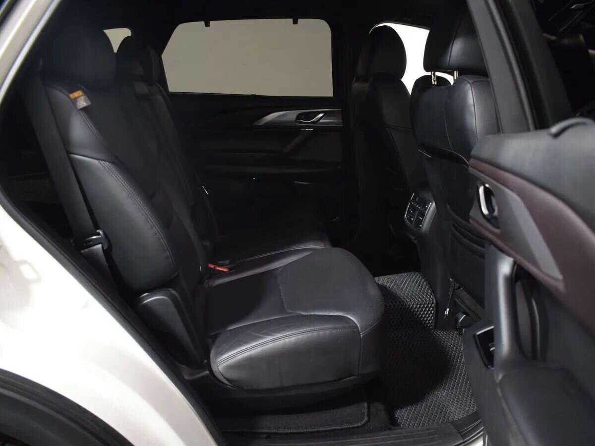 Mazda CX-9 2018 года с пробегом. Фото: #20
