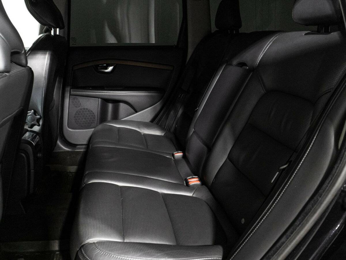 Volvo XC70 2014 года с пробегом. Фото: #9