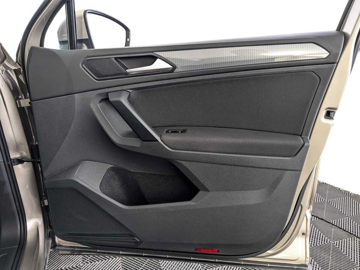 Volkswagen Tiguan 2021 года с пробегом. Фото: #20