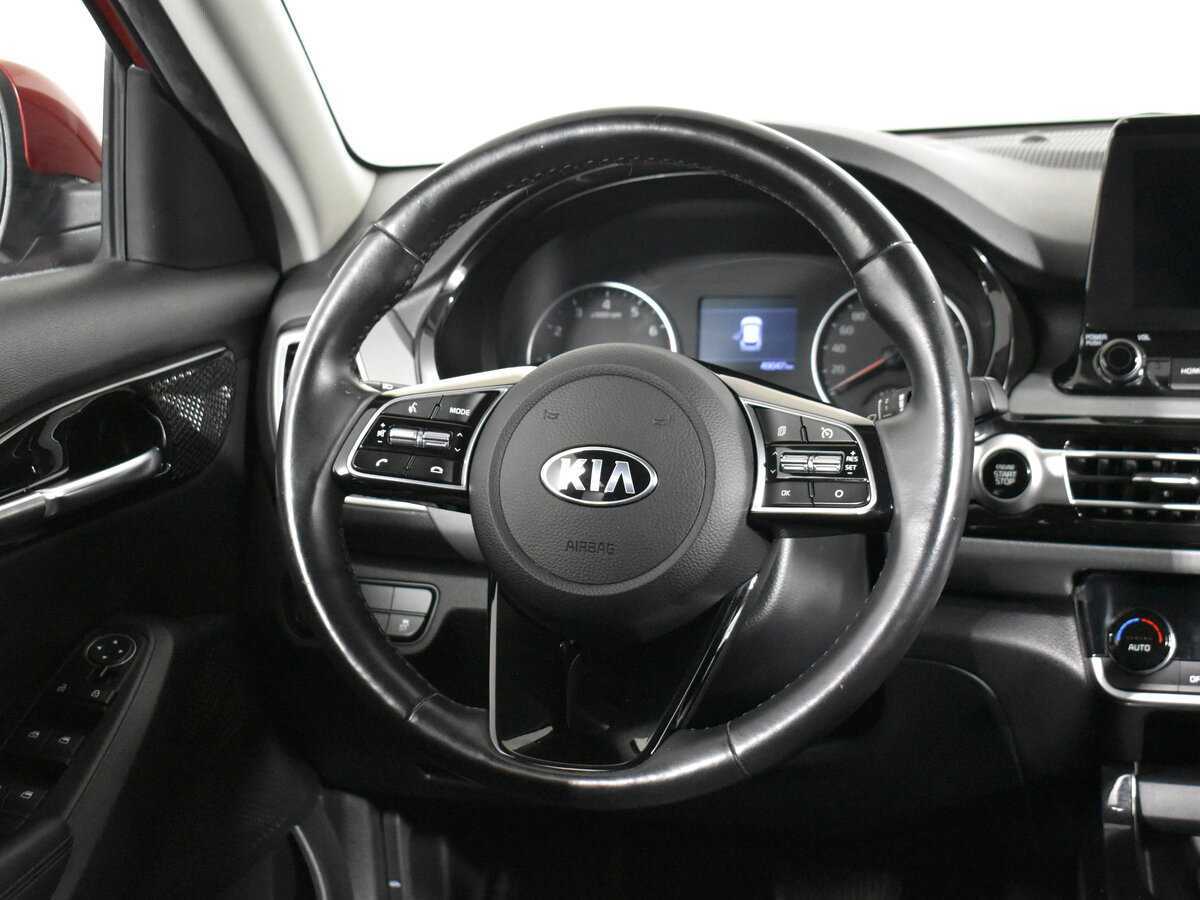 Kia Seltos 2021 года с пробегом. Фото: #10