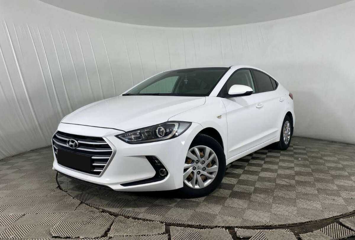 Hyundai Elantra 2017 года с пробегом. Фото: #0