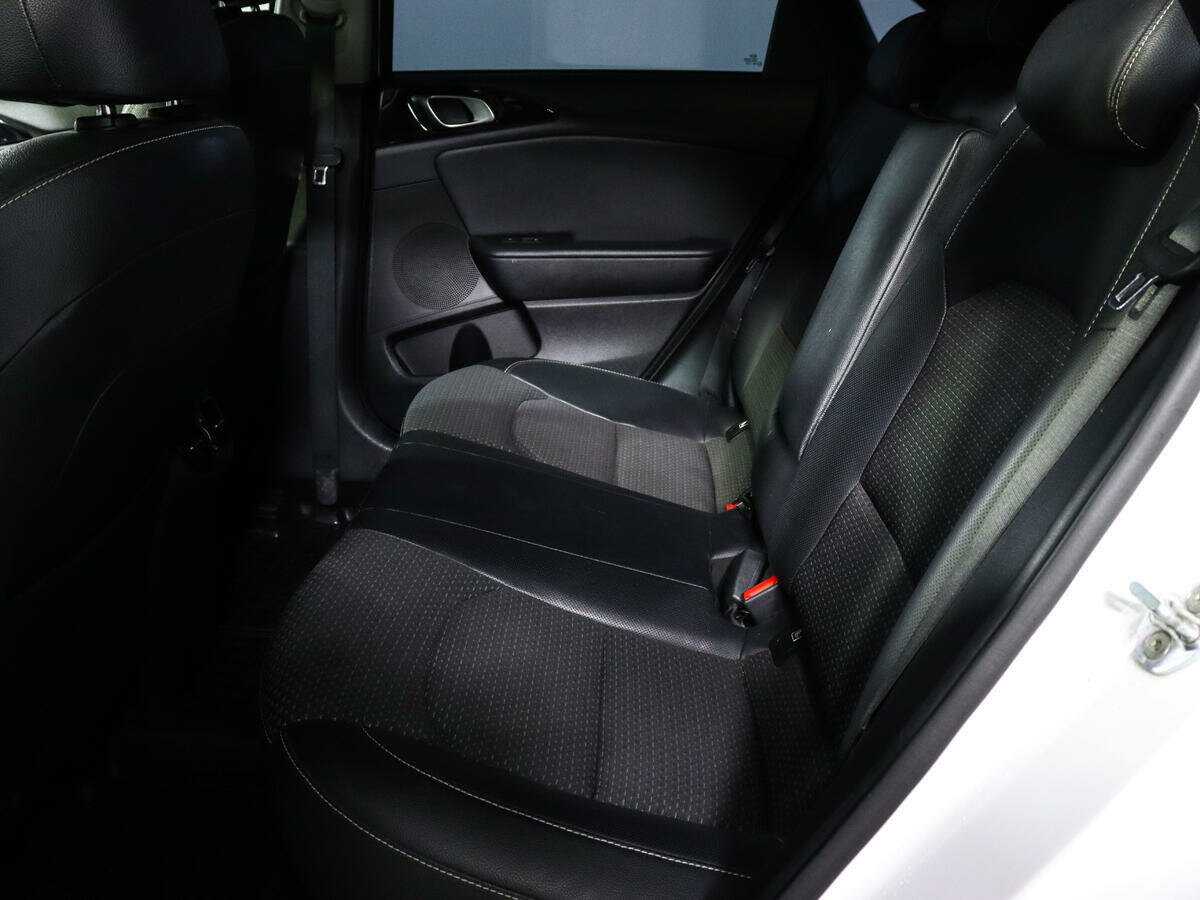 Kia Ceed 2018 года с пробегом. Фото: #9