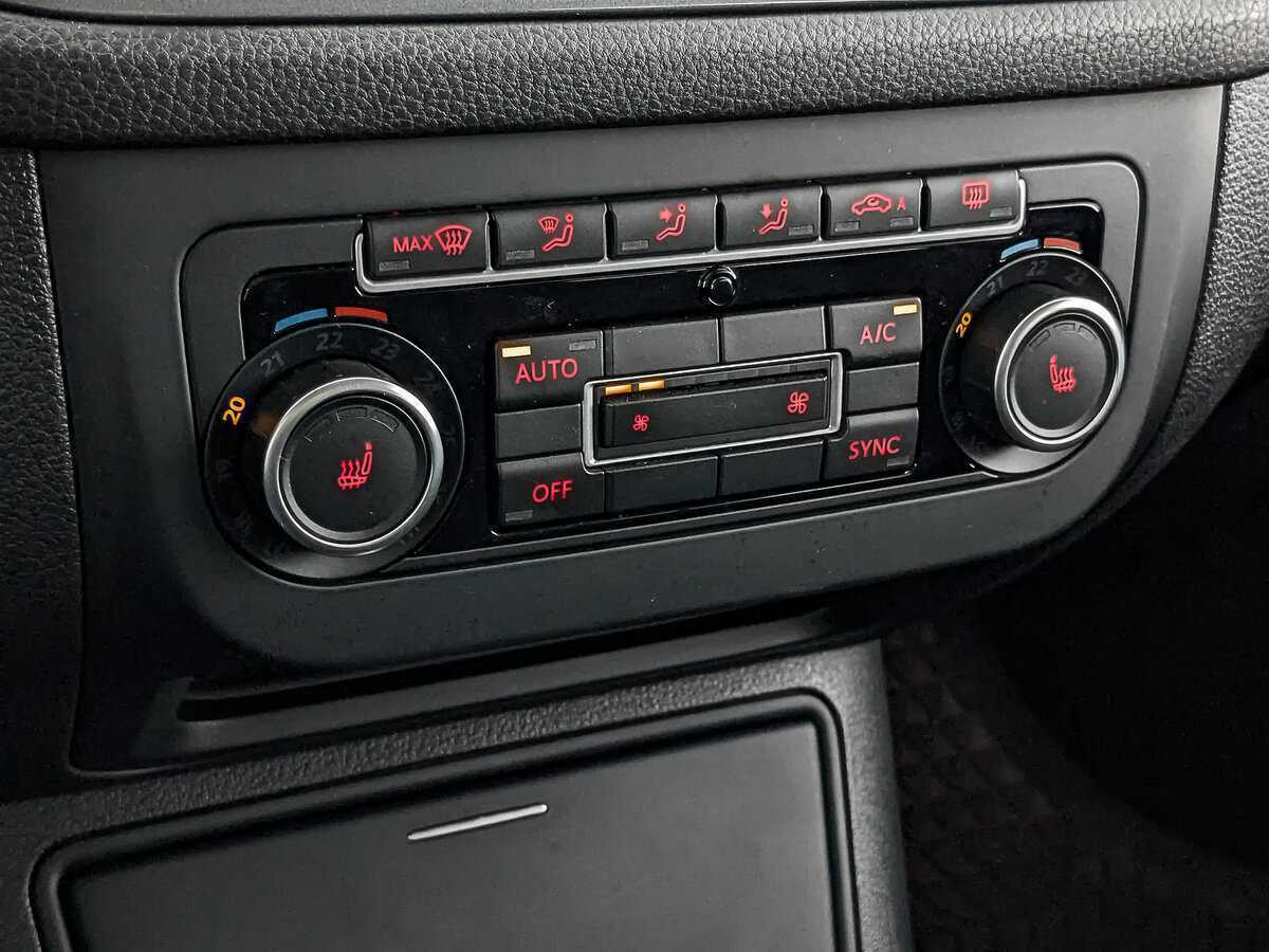 Volkswagen Tiguan 2015 года с пробегом. Фото: #24