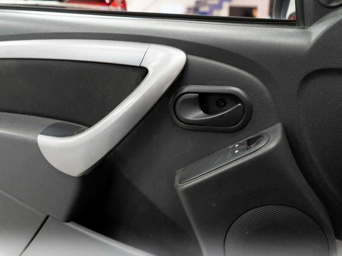 Renault Duster 2013 года с пробегом. Фото: #14