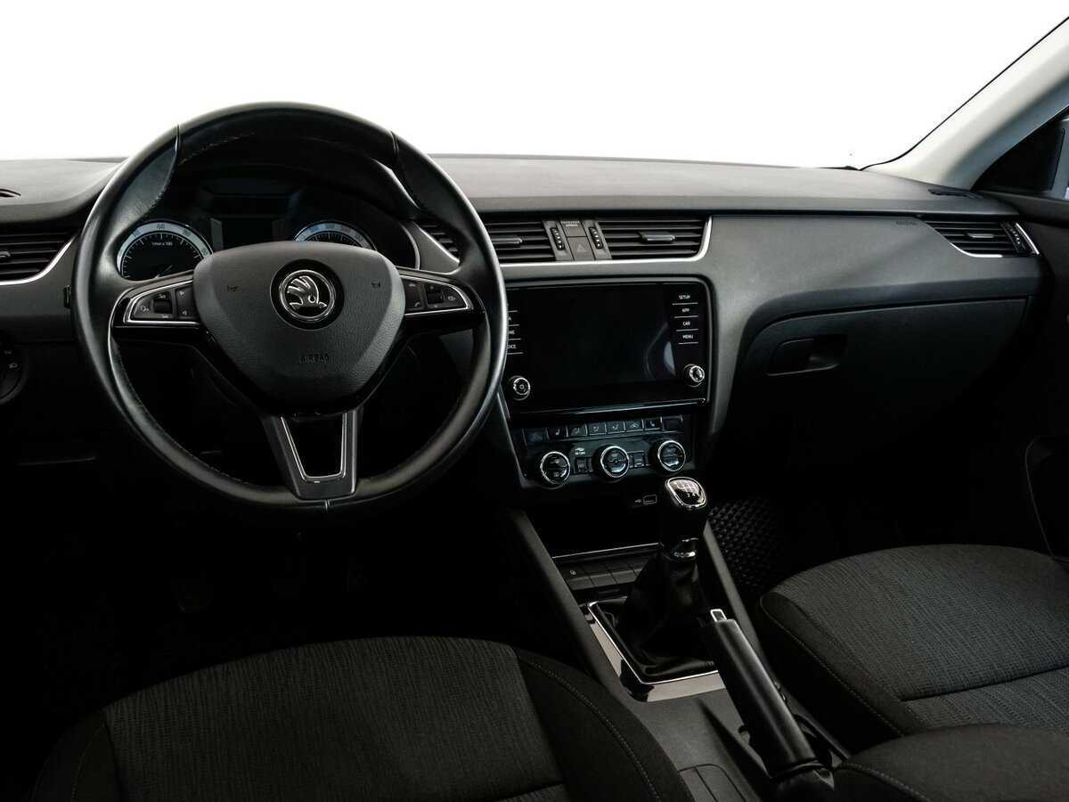 Skoda Octavia 2018 года с пробегом. Фото: #10