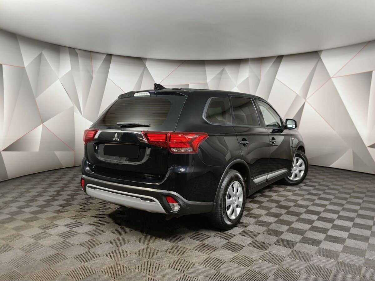 Mitsubishi Outlander 2020 года с пробегом. Фото: #1
