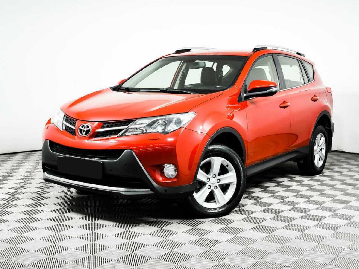 Toyota RAV4 2014 года с пробегом. Посмотреть фото