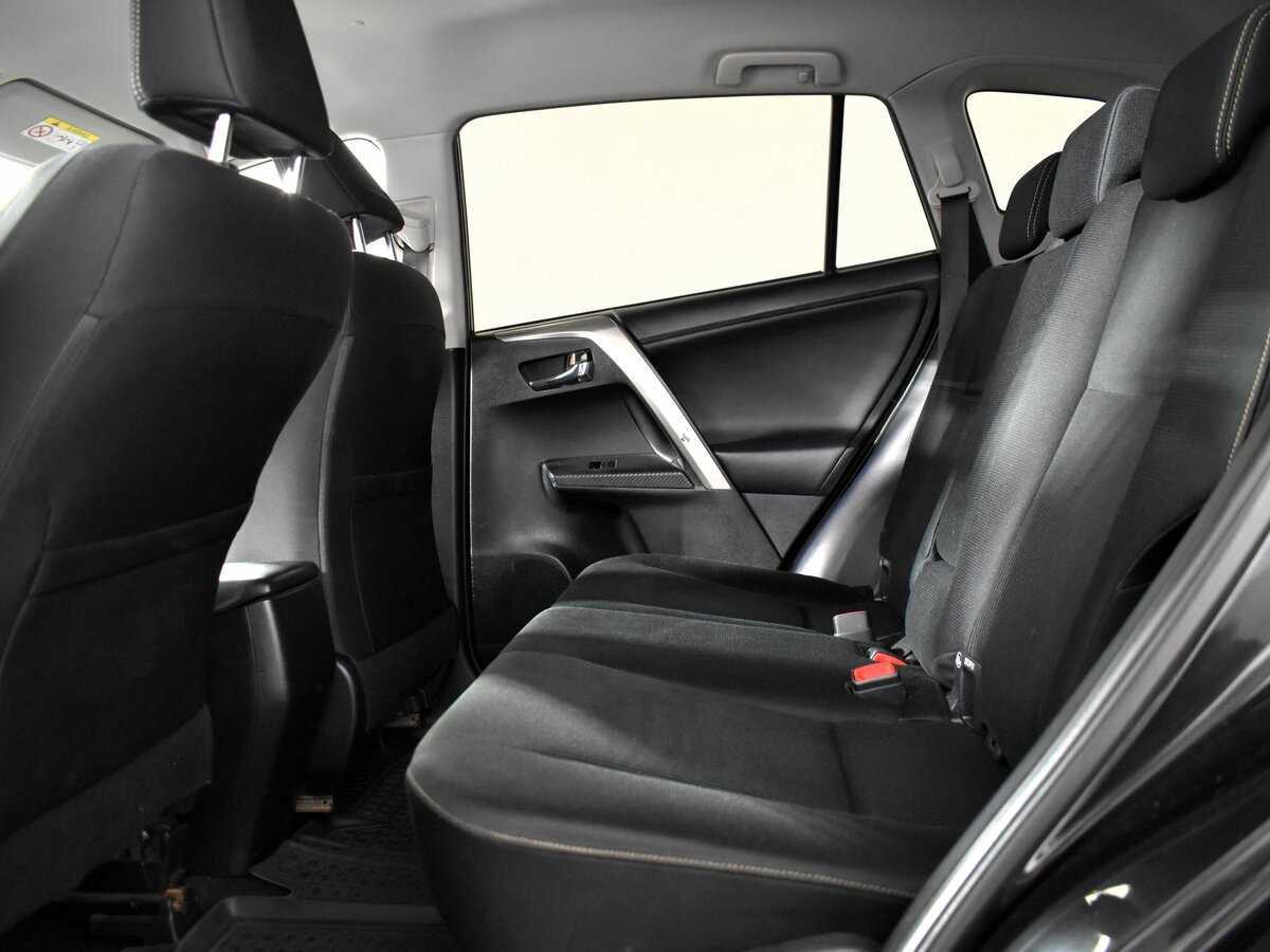 Toyota RAV4 2014 года с пробегом. Фото: #8