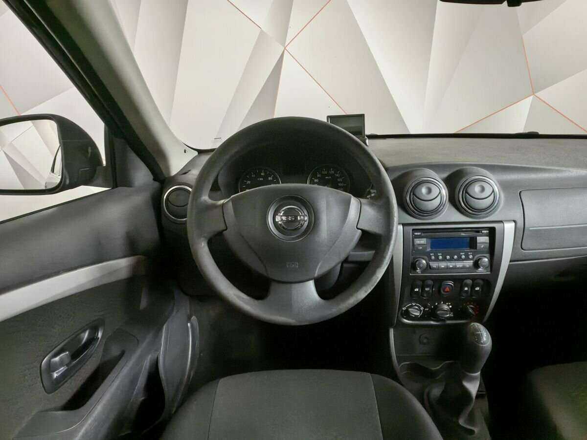 Nissan Almera 2018 года с пробегом. Фото: #14