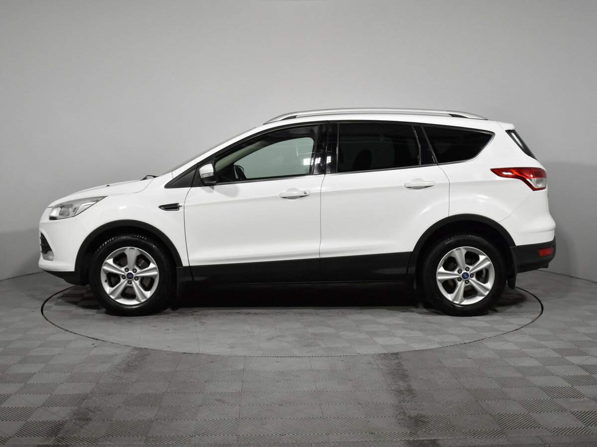 Ford Kuga 2014 года с пробегом. Фото: #3