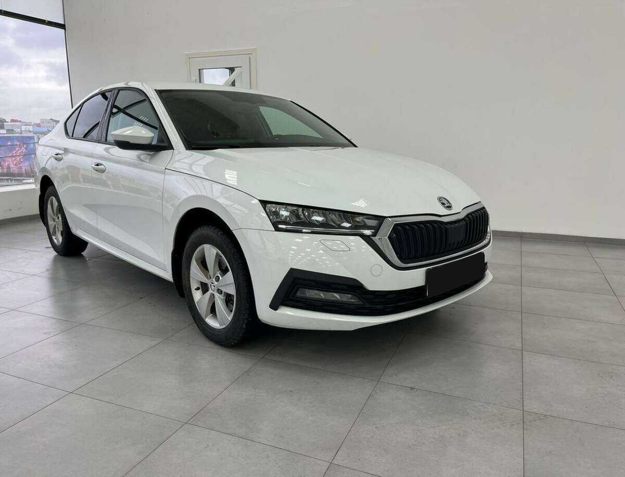 Skoda Octavia 2021 года с пробегом. Фото: #2