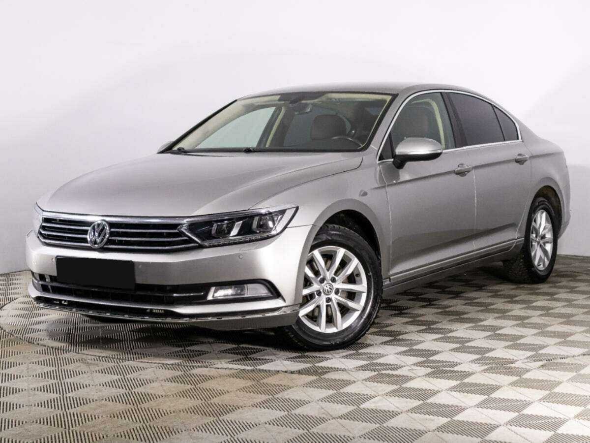 Volkswagen Passat 2017 года с пробегом. Фото: #0