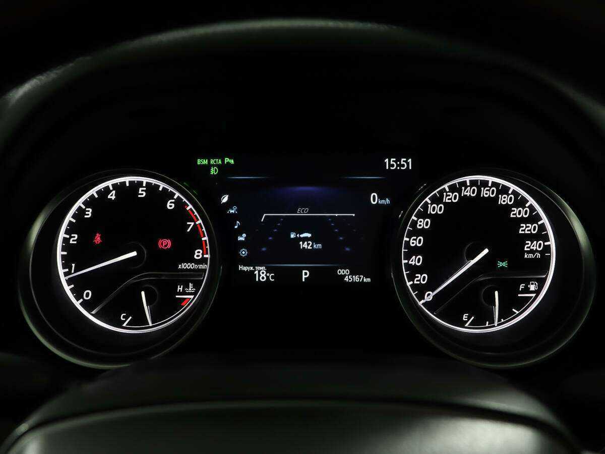 Toyota Camry 2020 года с пробегом. Фото: #11