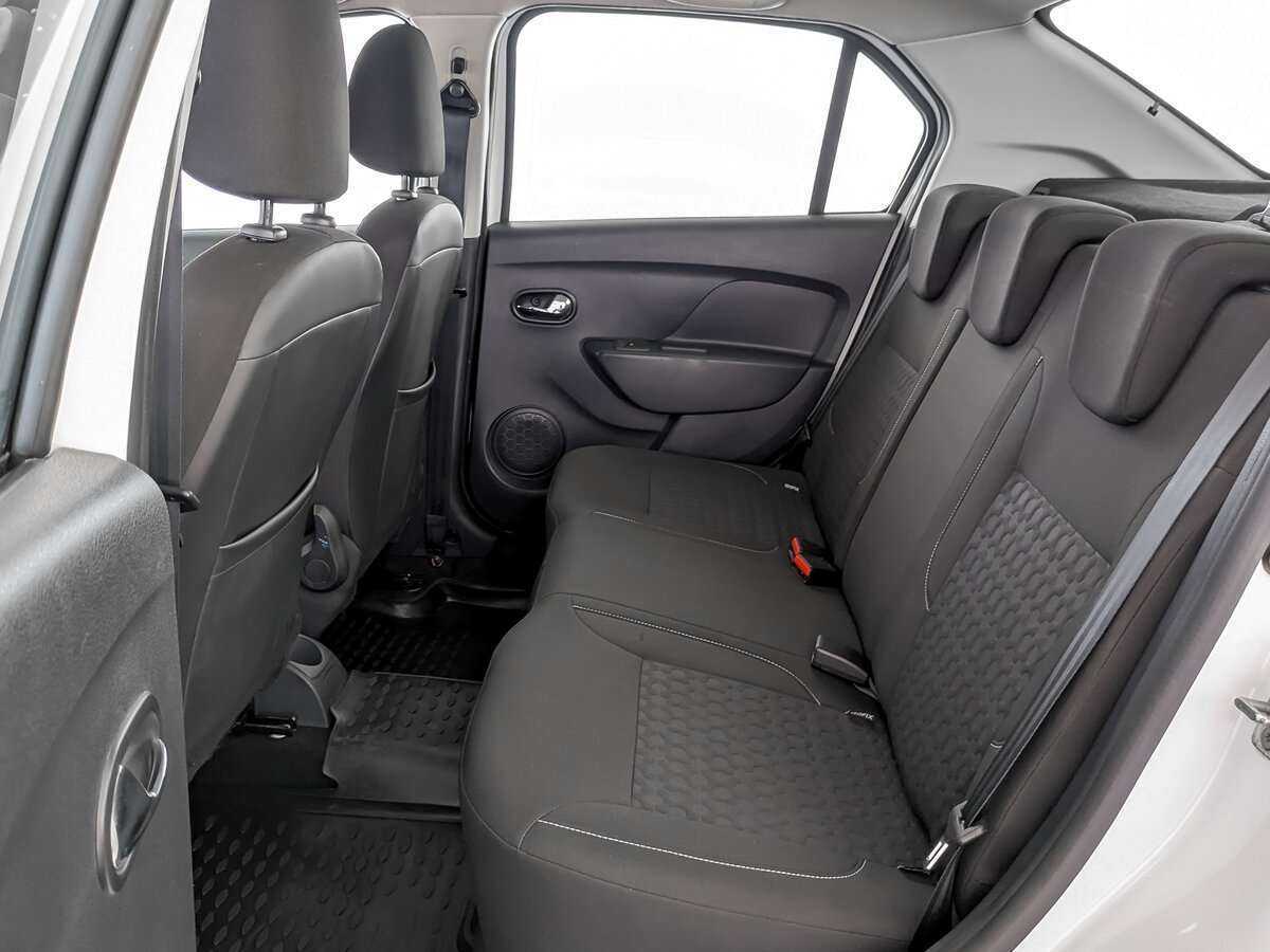 Renault Logan 2017 года с пробегом. Фото: #9