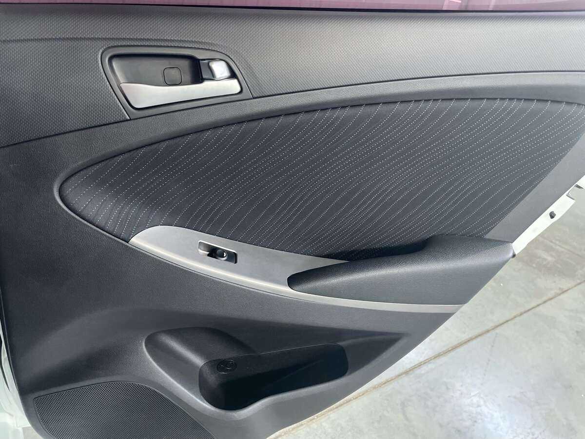 Hyundai Solaris 2016 года с пробегом. Фото: #22