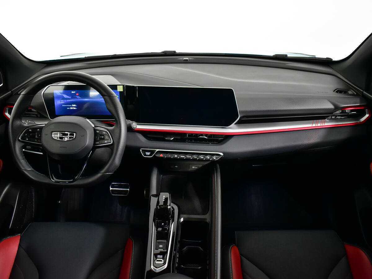 Geely Coolray 2023 года с пробегом. Фото: #11