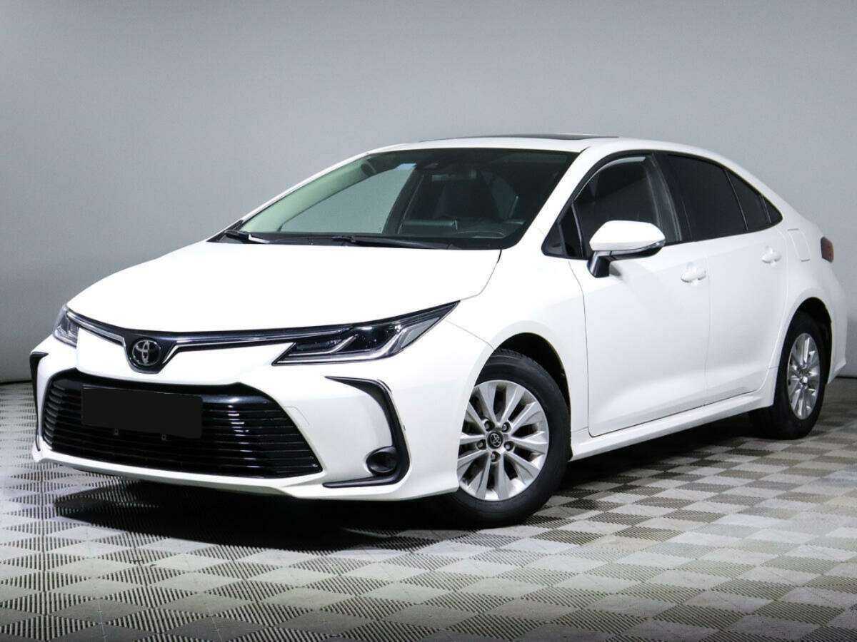 Toyota Corolla 2022 года с пробегом. Посмотреть фото