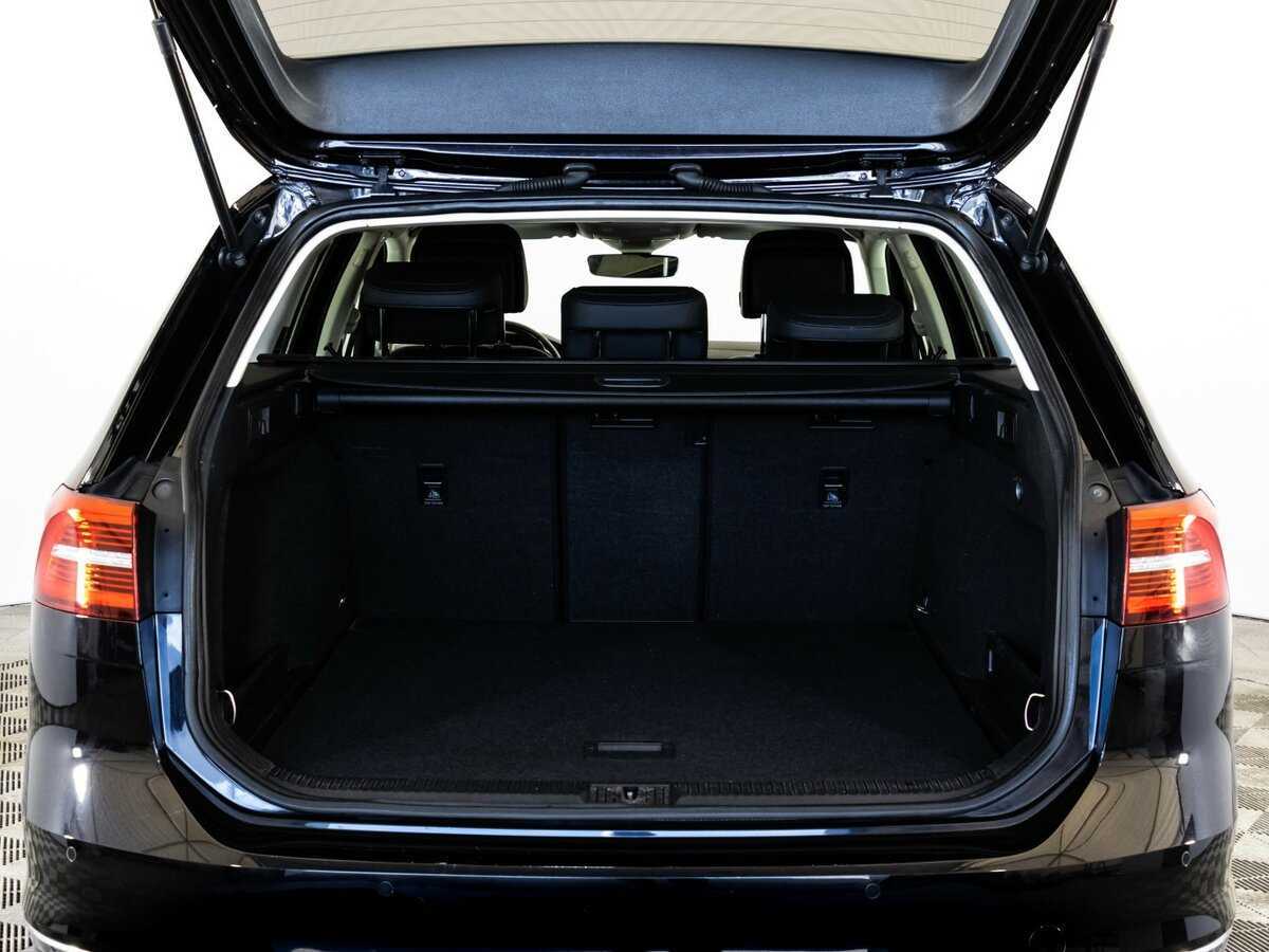 Volkswagen Passat 2018 года с пробегом. Фото: #20
