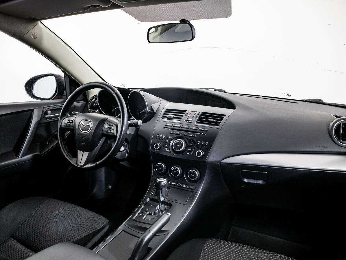Mazda 3 2012 года с пробегом. Фото: #8